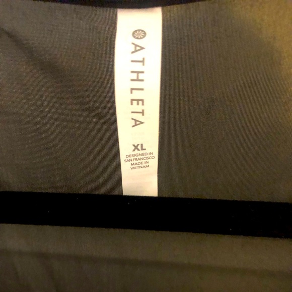 Athleta | It’s A Wrap Tee Black Crop Top XL - Picture 7 of 8